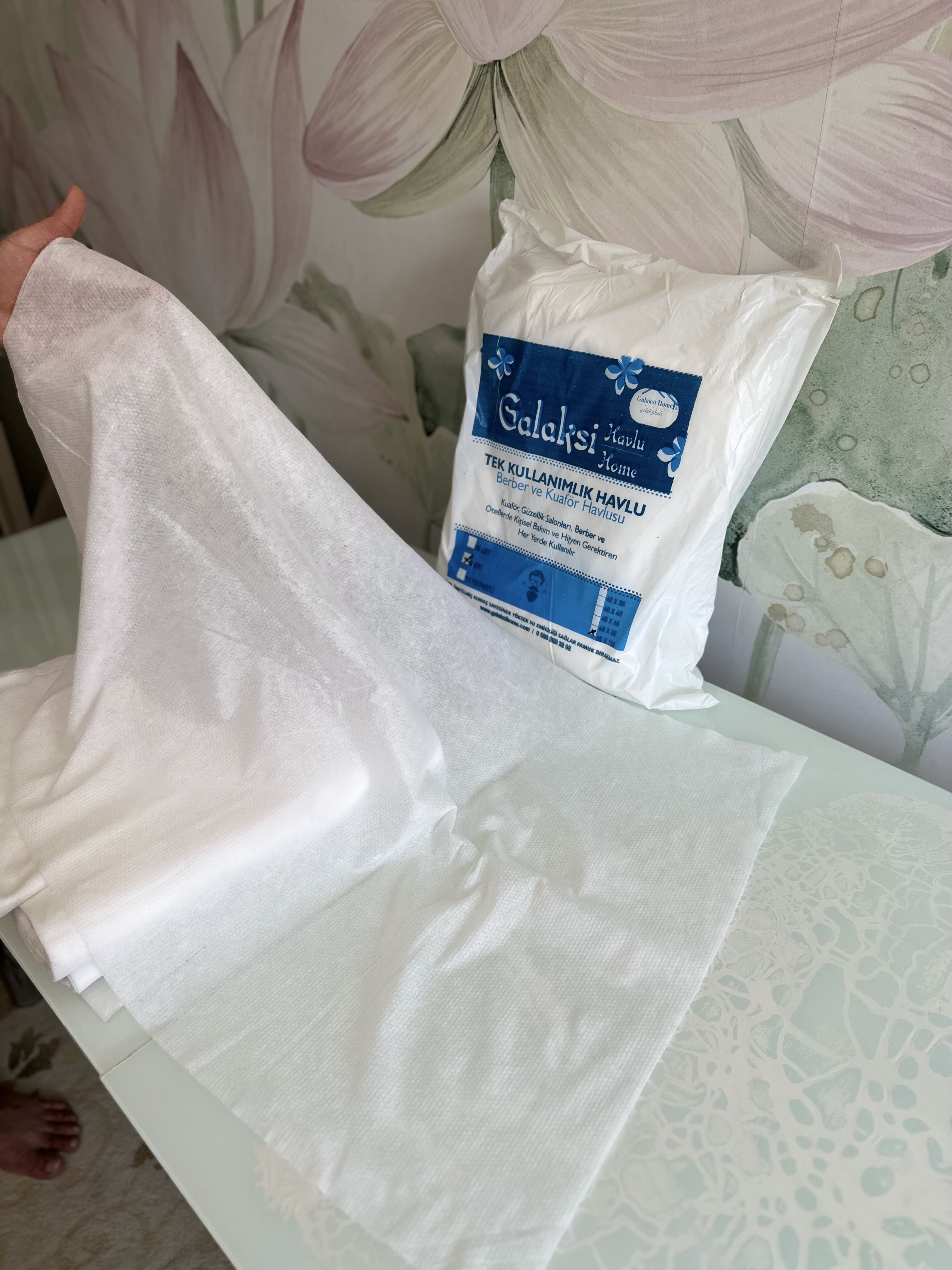 Tek%20kullanımlık%20spor%20havlusu%2065x100%20cm%20-%2050%20adet
